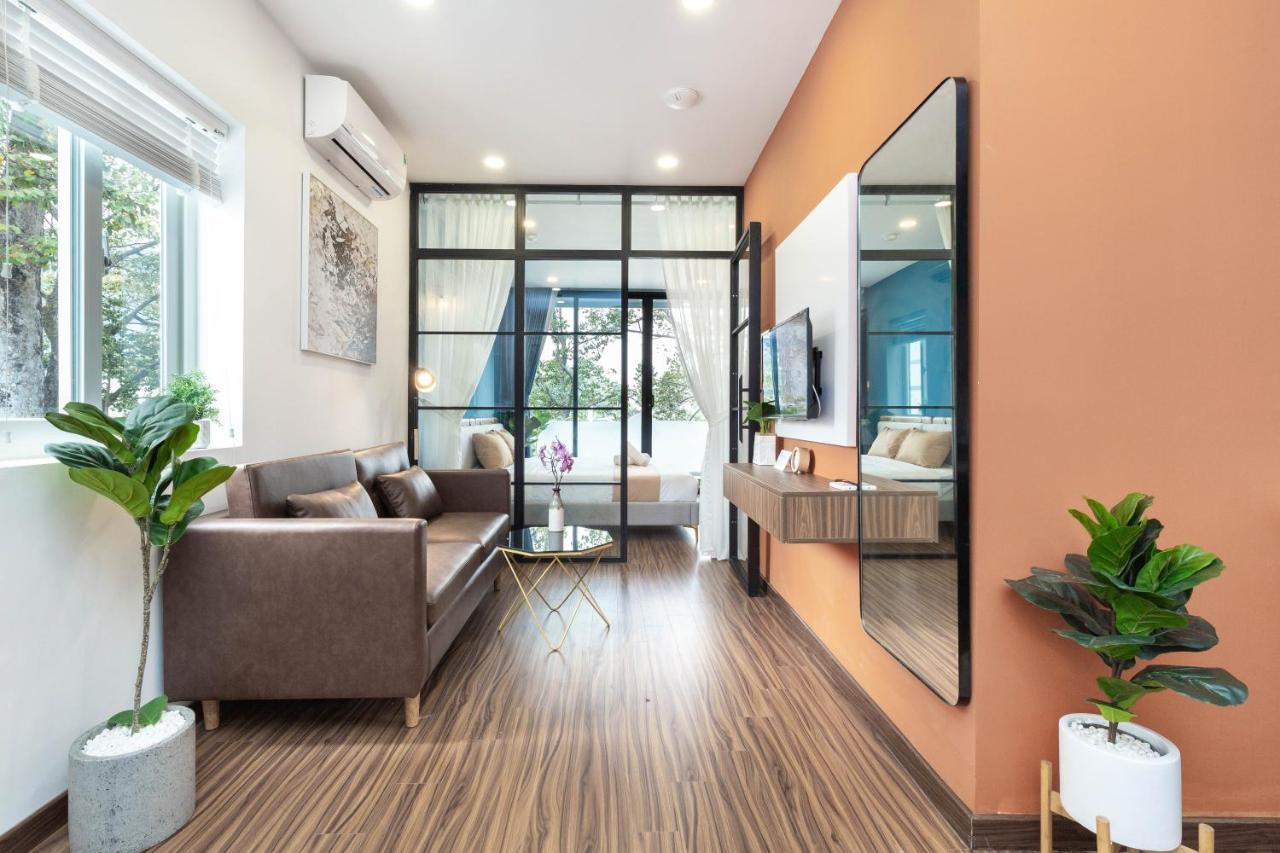 Cozrum Smart - First Target Hotel โฮจิมินห์ซิตี้ ภายนอก รูปภาพ