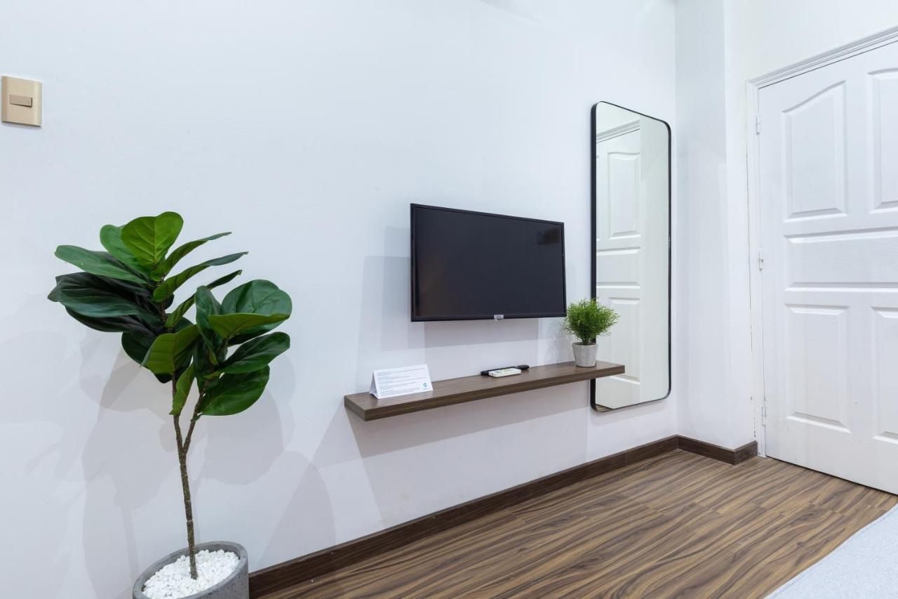 Cozrum Smart - First Target Hotel โฮจิมินห์ซิตี้ ภายนอก รูปภาพ
